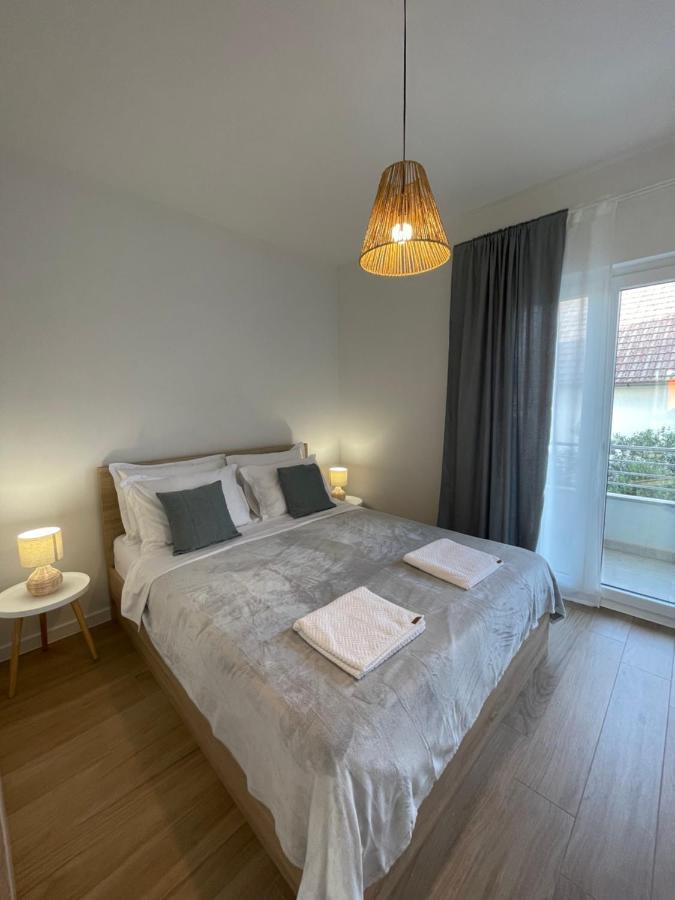 Lux Apartments Vodice Eksteriør billede