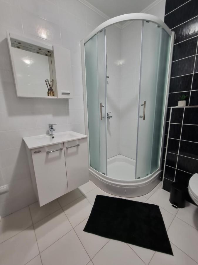 Lux Apartments Vodice Eksteriør billede
